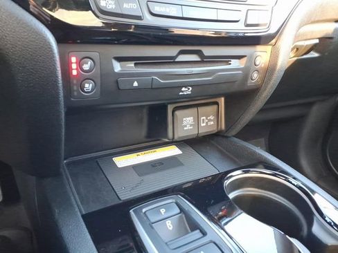 Certified 2022 Honda Pilot Elite image 24