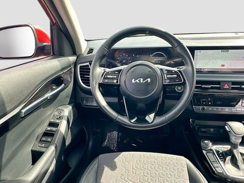 Certified 2024 Kia Seltos S FWD image 21