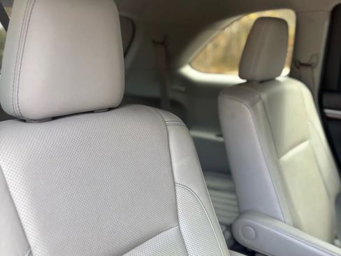 Used 2015 Toyota Highlander Limited Platinum image 29