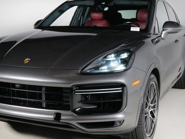 Used 2020 Porsche Cayenne Turbo AWD/4WD image 27