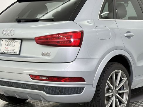 Used 2018 Audi Q3 2.0T Premium Plus w/ Premium Plus Package AWD/4WD image 25