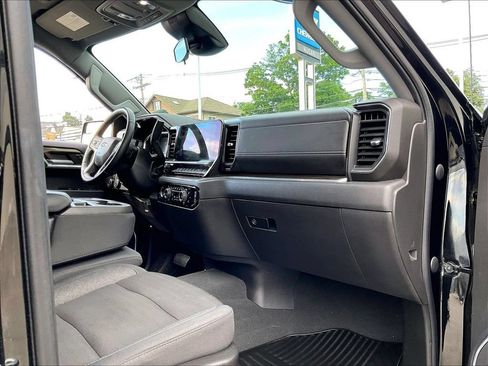 Used 2023 Chevrolet Silverado 1500 LT AWD/4WD image 14