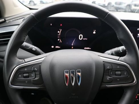 Used 2024 Buick Encore GX Sport Touring image 17