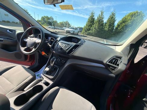 Used 2013 Ford Escape SE FWD image 25