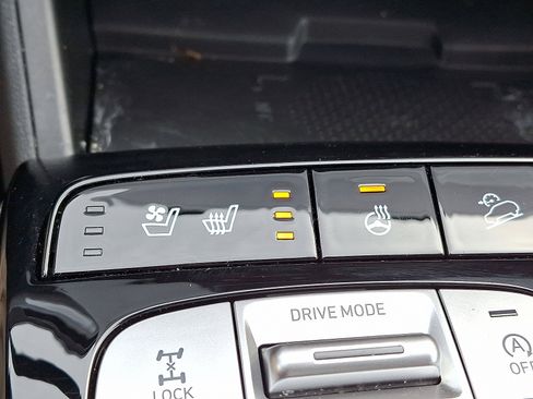 Certified 2023 Hyundai Tucson Limited image 24