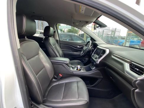 Used 2020 GMC Acadia SLT FWD image 15