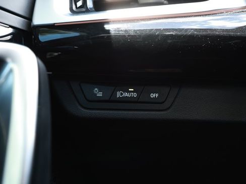 Used 2025 BMW X1 xDrive28i AWD/4WD image 15