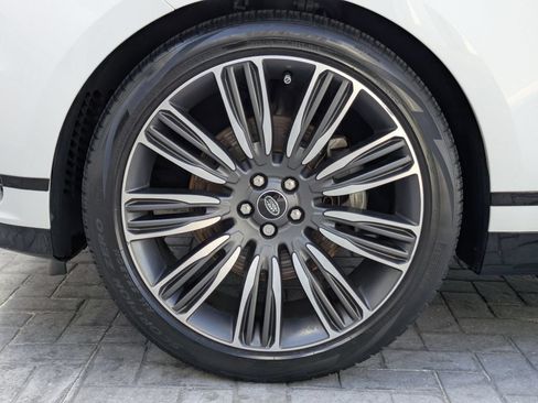 Certified 2023 Land Rover Range Rover Velar R-Dynamic S AWD/4WD image 10