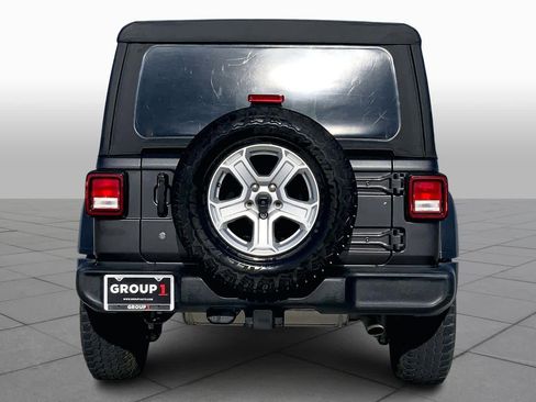 Used 2019 Jeep Wrangler Unlimited Sport S AWD/4WD image 5