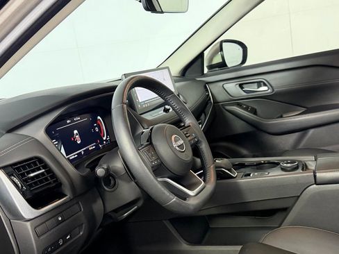 Used 2024 Nissan Rogue SL w/ SL Premium Package AWD/4WD image 23