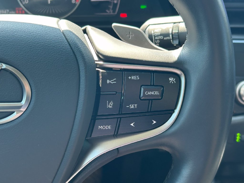 Used 2025 Lexus ES 350 w/ Premium Package FWD image 38