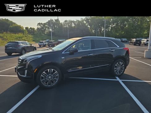 Used 2018 Cadillac XT5 Premium Luxury w/ Driver Assist Package AWD/4WD image 1