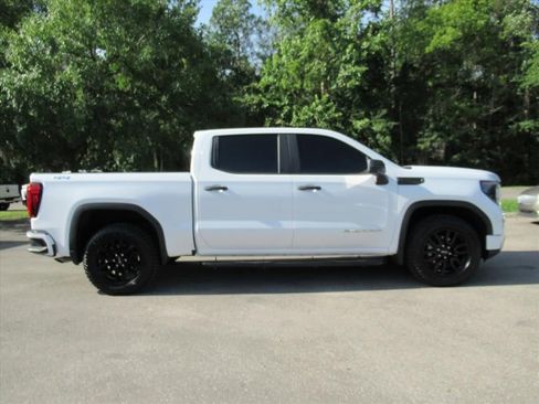 Used 2023 GMC Sierra 1500 Pro w/ Graphite Edition AWD/4WD image 2