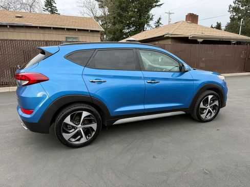 Used 2018 Hyundai Tucson Limited w/ Ultimate Package 02 AWD/4WD image 4