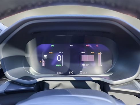 Used 2022 Polestar Polestar 2 w/ Plus Package image 11