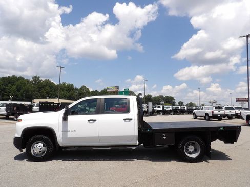 Used 2024 Chevrolet Silverado 3500 W/T w/ Snow Plow Prep Package AWD/4WD image 64