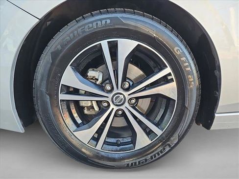 Used 2023 Nissan Sentra SV FWD image 23