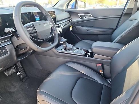 New 2026 Kia Sportage EX w/ EX Panorama Roof Package image 12