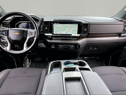 Used 2023 Chevrolet Silverado 1500 LT AWD/4WD image 7
