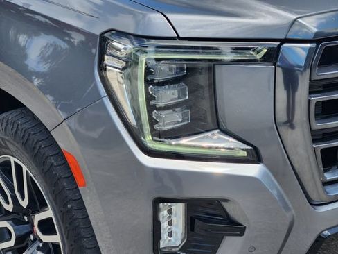 Used 2022 GMC Yukon AT4 AWD/4WD image 10