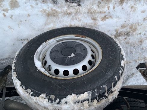 Used 2020 Ford Transit 250 Low Roof image 9