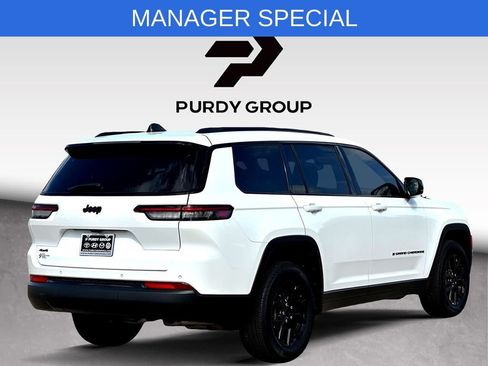 Used 2024 Jeep Grand Cherokee L Laredo AWD/4WD image 8
