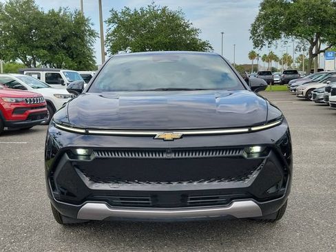 Used 2025 Chevrolet Equinox EV LT FWD image 8