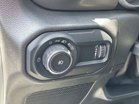 Used 2023 Jeep Wrangler Unlimited Sport AWD/4WD image 19
