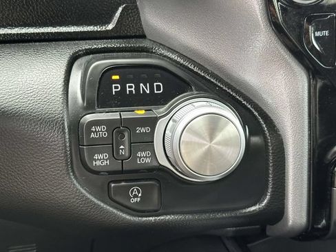 Used 2025 RAM 1500 Laramie AWD/4WD image 17