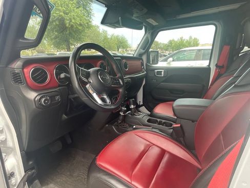 Used 2023 Jeep Wrangler Unlimited Rubicon 392 AWD/4WD image 17