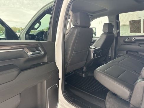 Used 2024 Chevrolet Silverado 2500 LTZ w/ LTZ Convenience Package AWD/4WD image 20