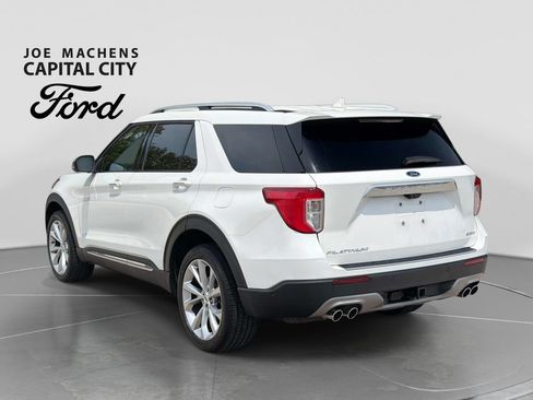 Used 2023 Ford Explorer Platinum w/ Technology Package AWD/4WD image 7