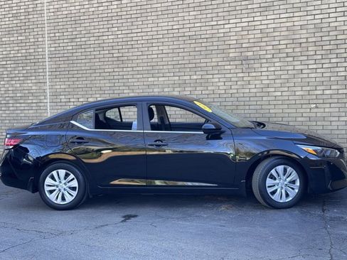 Used 2024 Nissan Sentra S image 7