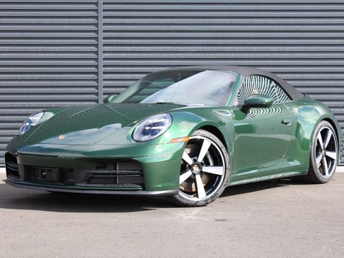 New 2026 Porsche 911 Carrera 4S image 1