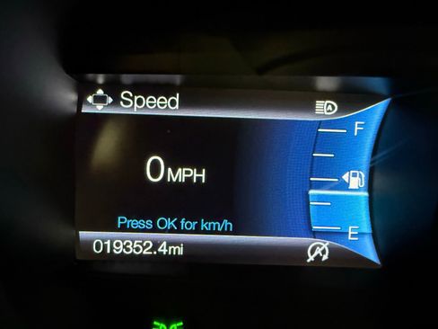 Used 2022 Ford Edge SEL w/ Convenience Package image 16