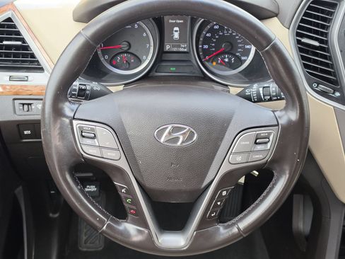 Used 2013 Hyundai Santa Fe Sport w/ Popular Equipment Pkg FWD image 17