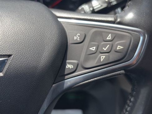 Used 2020 Chevrolet Equinox LT AWD/4WD image 18
