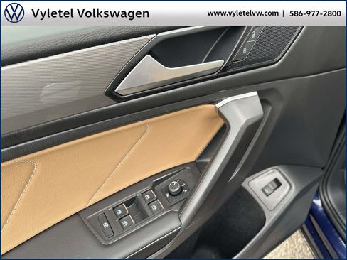 Certified 2022 Volkswagen Tiguan SE image 18