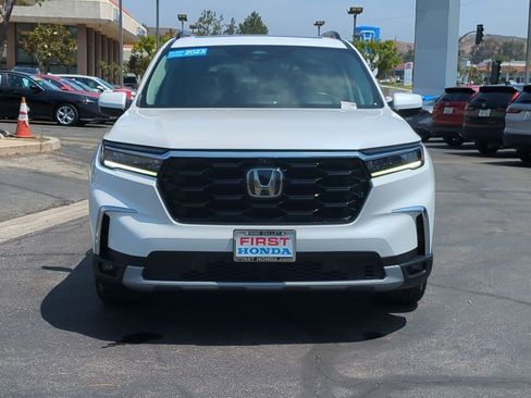 Certified 2023 Honda Pilot Elite image 2