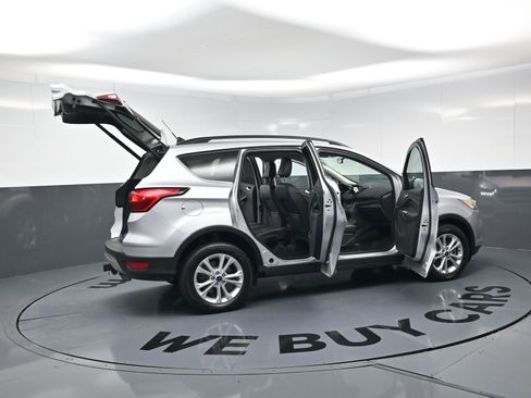 Used 2019 Ford Escape SEL image 23