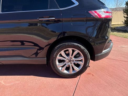 Used 2024 Ford Edge Titanium AWD/4WD image 34