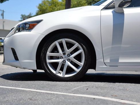 Used 2015 Lexus CT 200h FWD image 6