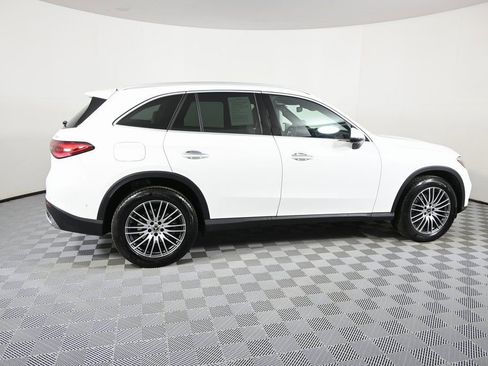 Used 2026 Mercedes-Benz GLC 300 4MATIC image 7