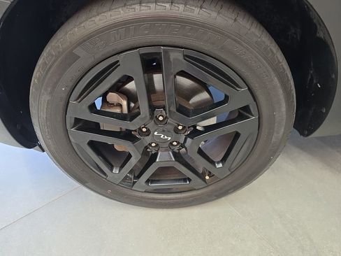 Certified 2024 Kia Telluride SX Prestige X-Line AWD/4WD image 38