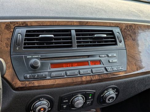 Used 2008 BMW Z4 3.0si image 17