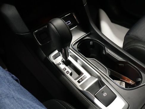 Used 2025 Subaru Ascent Premium w/ Premium Package image 28