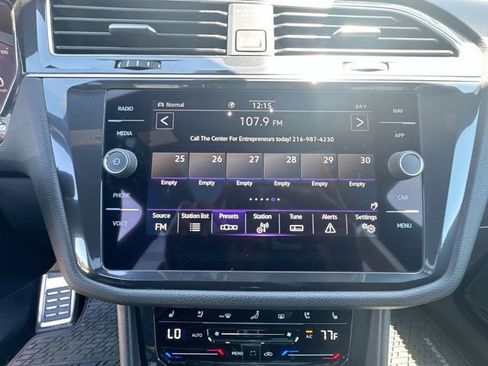 Used 2023 Volkswagen Tiguan SEL R-Line AWD/4WD image 18