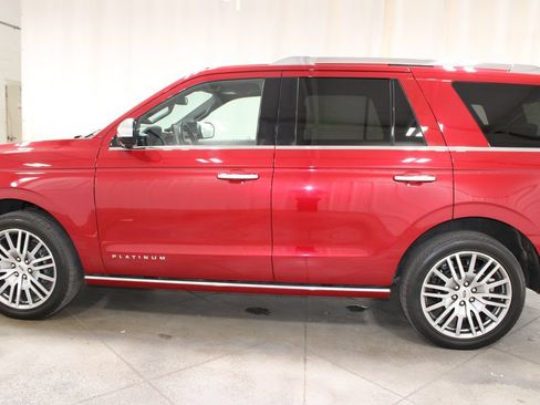 Used 2022 Ford Expedition Platinum AWD/4WD image 6
