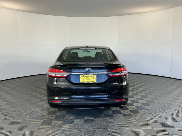 Used 2018 Ford Fusion SE w/ Equipment Group 601A FWD image 6