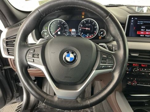 Used 2018 BMW X5 xDrive50i w/ Dynamic Handling Package image 18